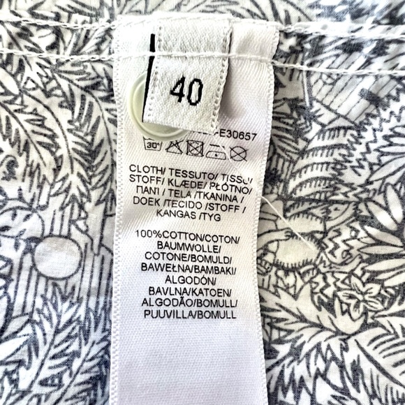 PS PAUL SMITH Button Down Shirt with Navy Blue Rabbit Print - 40 (US 4) - Picture 9 of 14